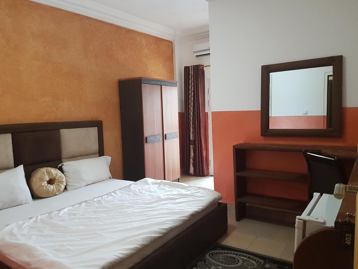 Novo Hotel Brazzaville Dış mekan fotoğraf